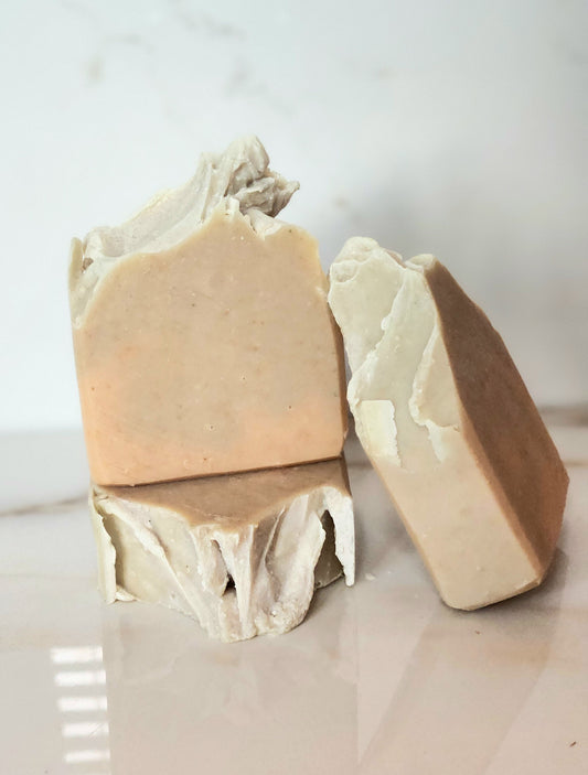 Tobacco & Bay Leaf goat milk soap