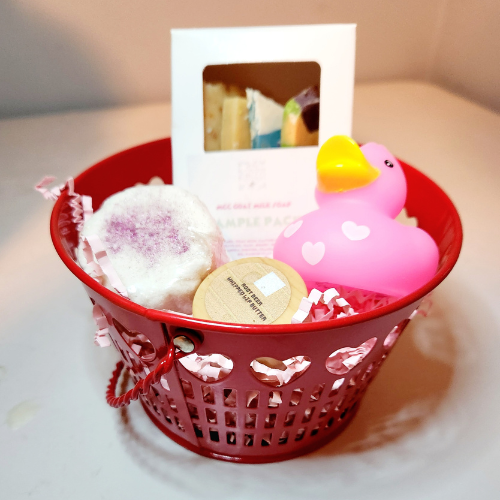 Valentine's Day Mini Bath & Body Gift Basket